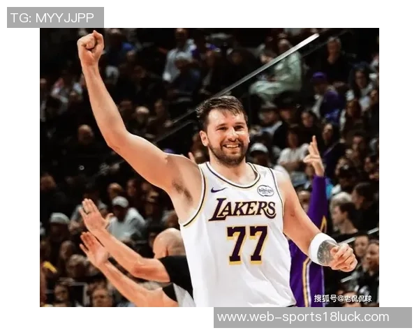 东契奇揭幕战狂砍40分成队史第三人追平科比贝勒辉煌成就